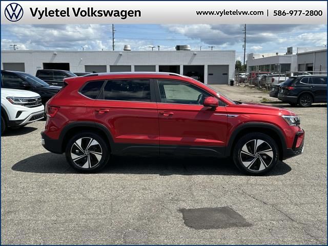 2024 Volkswagen Taos SE