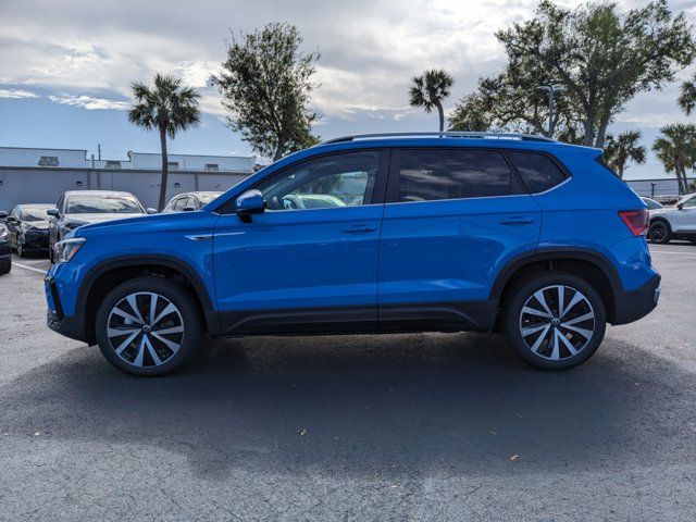 2024 Volkswagen Taos SE