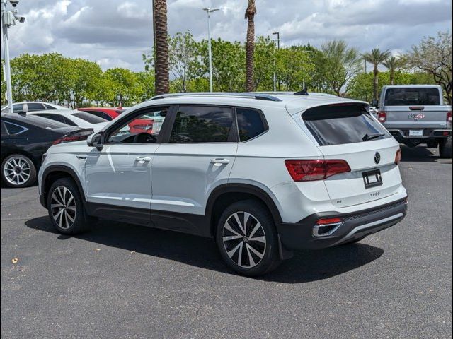 2024 Volkswagen Taos SE