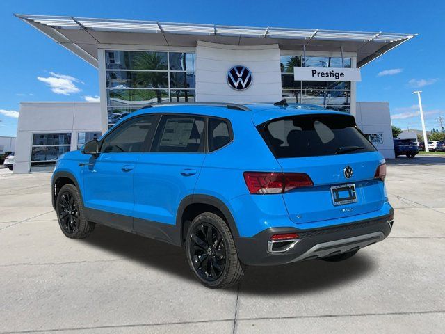 2024 Volkswagen Taos SE