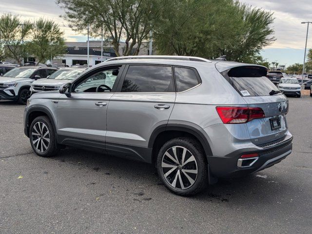 2024 Volkswagen Taos SE