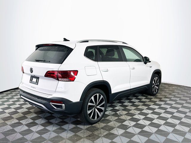 2024 Volkswagen Taos SE