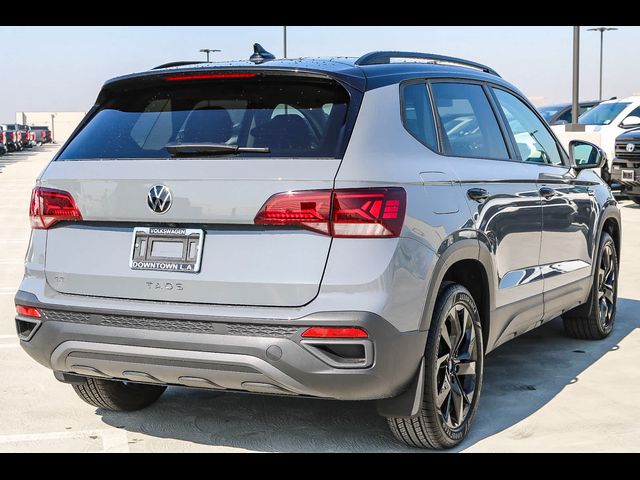 2024 Volkswagen Taos SE