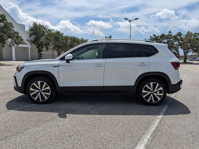 2024 Volkswagen Taos SE