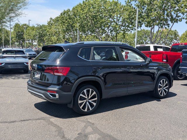 2024 Volkswagen Taos SE