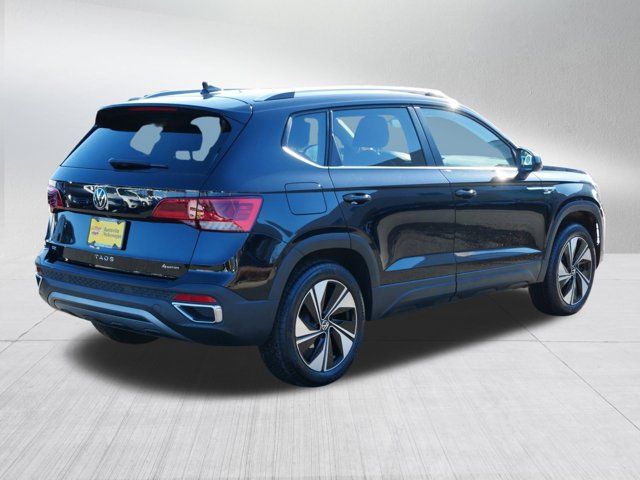 2024 Volkswagen Taos SE