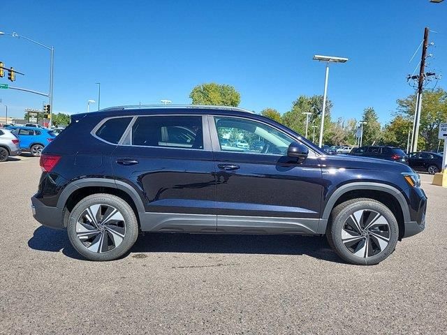 2024 Volkswagen Taos SE