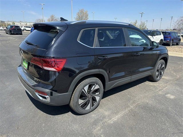 2024 Volkswagen Taos SE