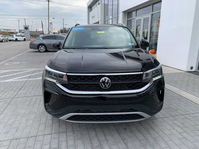 2024 Volkswagen Taos SE