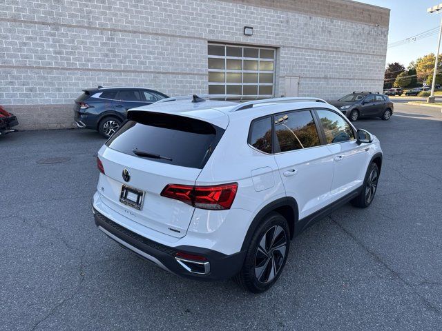 2024 Volkswagen Taos SE