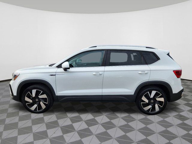 2024 Volkswagen Taos SEL