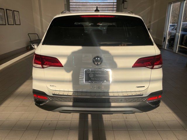 2024 Volkswagen Taos SEL