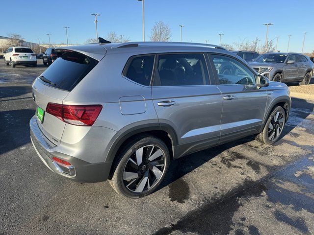 2024 Volkswagen Taos SEL