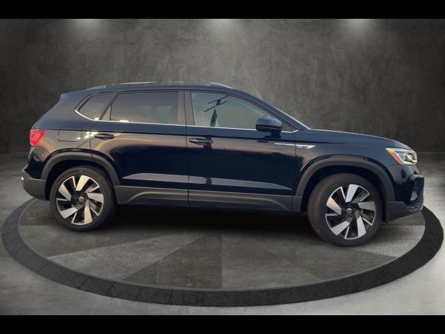 2024 Volkswagen Taos SEL