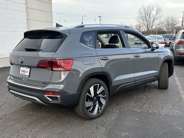 2024 Volkswagen Taos SEL