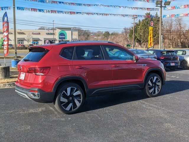 2024 Volkswagen Taos SEL