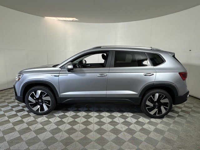 2024 Volkswagen Taos SEL