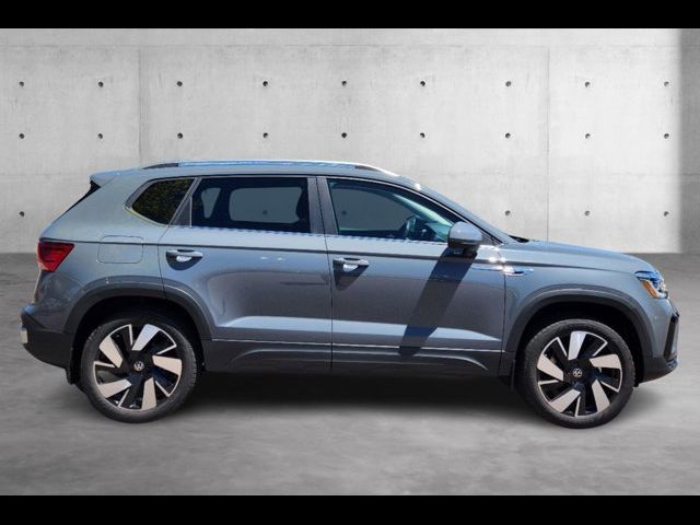 2024 Volkswagen Taos SEL