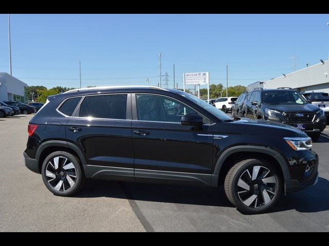 2024 Volkswagen Taos SEL