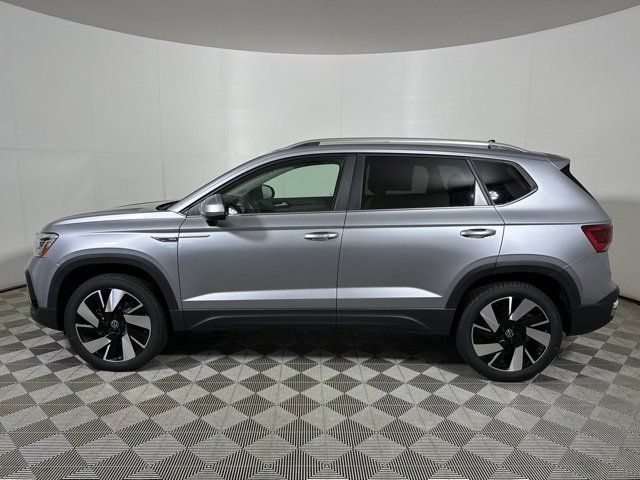 2024 Volkswagen Taos SEL