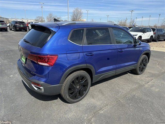 2024 Volkswagen Taos SEL