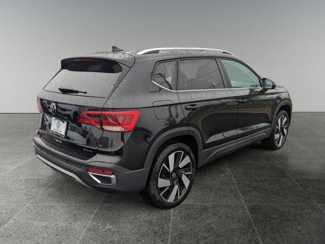 2024 Volkswagen Taos SEL