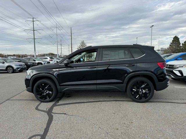 2024 Volkswagen Taos SEL