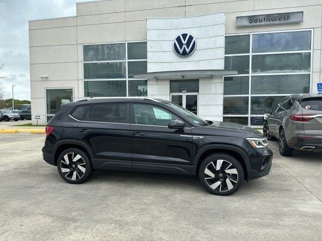 2024 Volkswagen Taos SEL