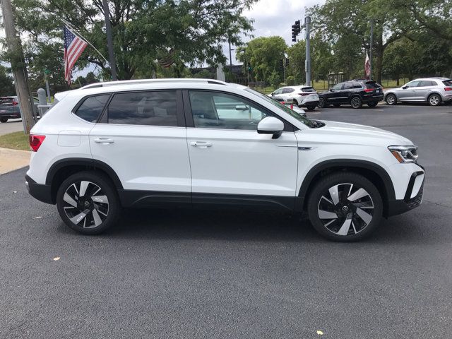 2024 Volkswagen Taos SEL