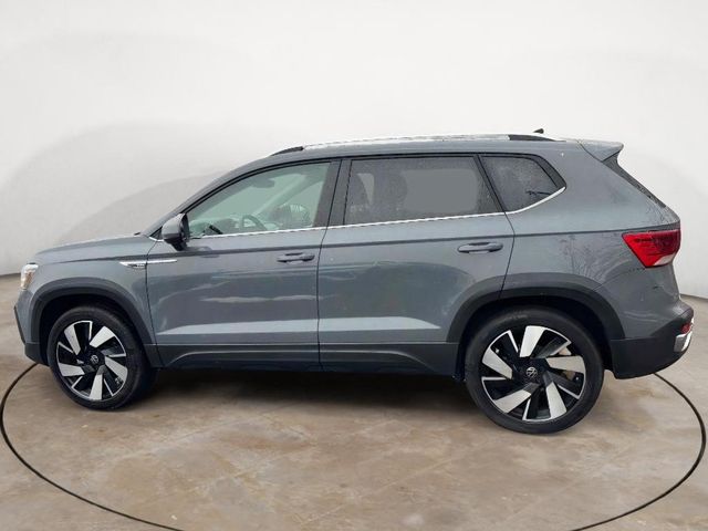 2024 Volkswagen Taos SEL