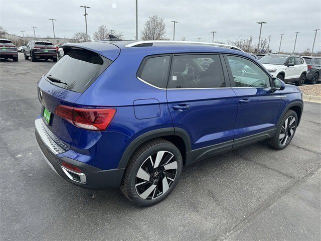 2024 Volkswagen Taos SEL