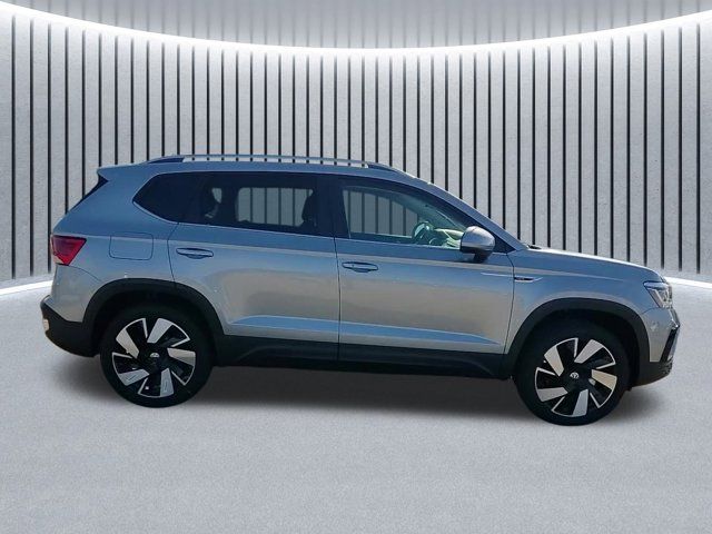 2024 Volkswagen Taos SEL