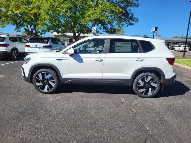 2024 Volkswagen Taos SEL