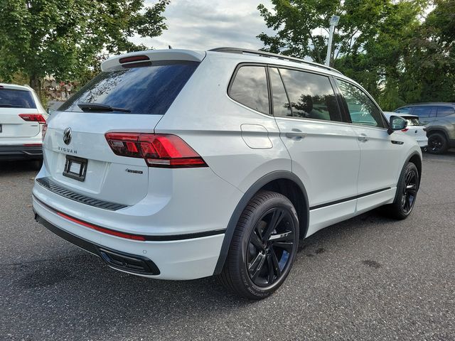 2024 Volkswagen Tiguan/Taos SE R-Line Black