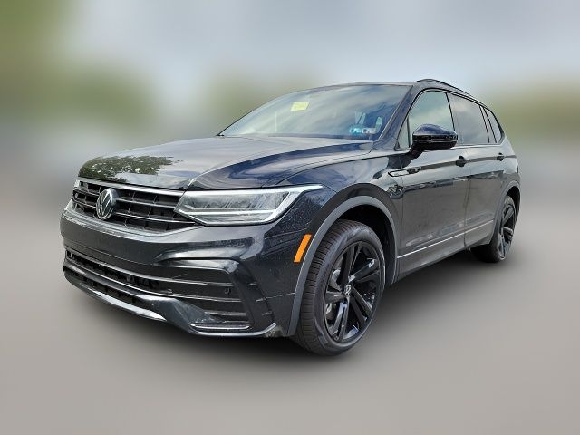 2024 Volkswagen Tiguan/Taos SE R-Line Black