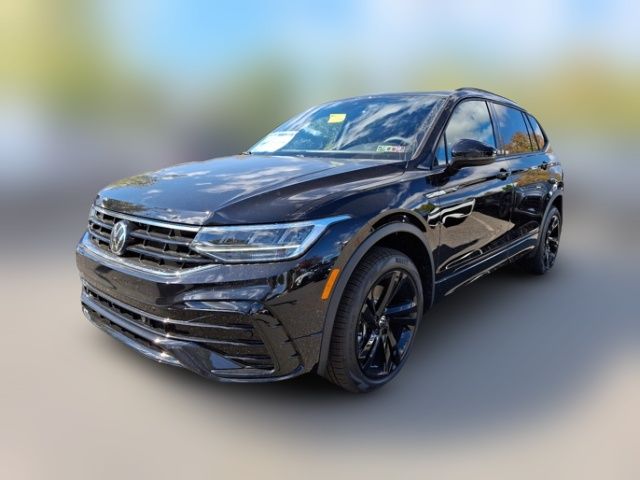 2024 Volkswagen Tiguan/Taos SE R-Line Black