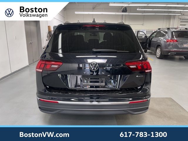 2024 Volkswagen Tiguan S