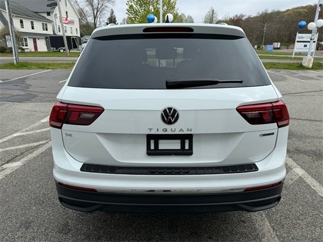 2024 Volkswagen Tiguan SE