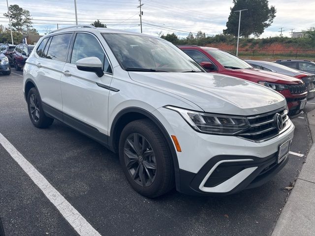 2024 Volkswagen Tiguan SE