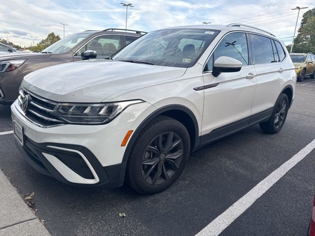 2024 Volkswagen Tiguan SE