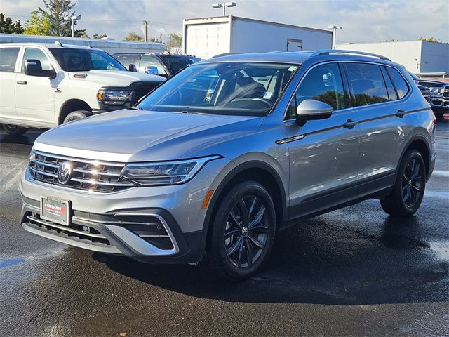 2024 Volkswagen Tiguan SE