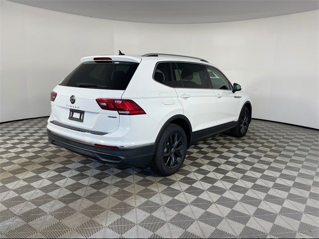 2024 Volkswagen Tiguan SE