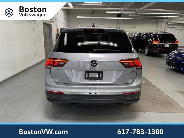 2024 Volkswagen Tiguan SE