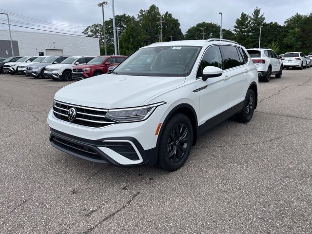 2024 Volkswagen Tiguan SE