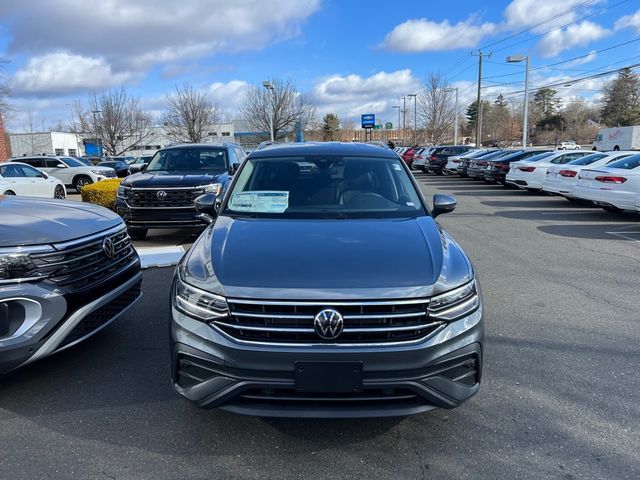 2024 Volkswagen Tiguan SE