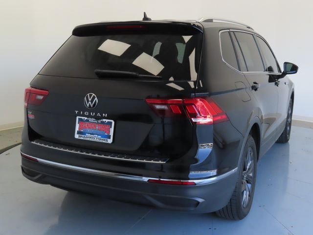 2024 Volkswagen Tiguan SE