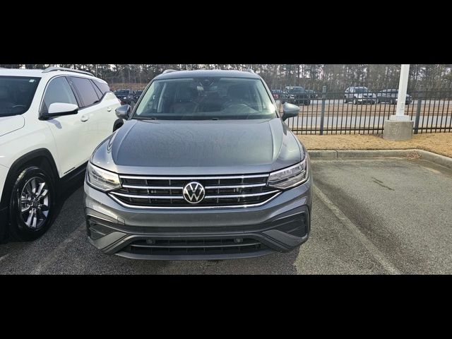 2024 Volkswagen Tiguan SE