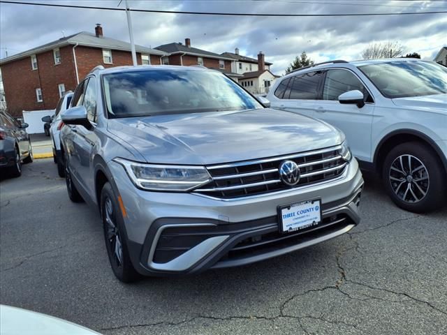 2024 Volkswagen Tiguan SE