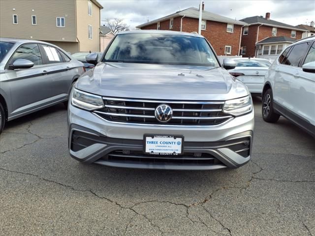 2024 Volkswagen Tiguan SE