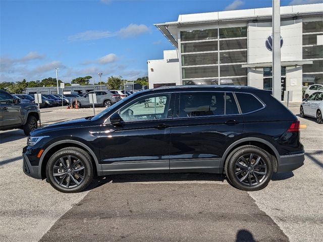 2024 Volkswagen Tiguan SE